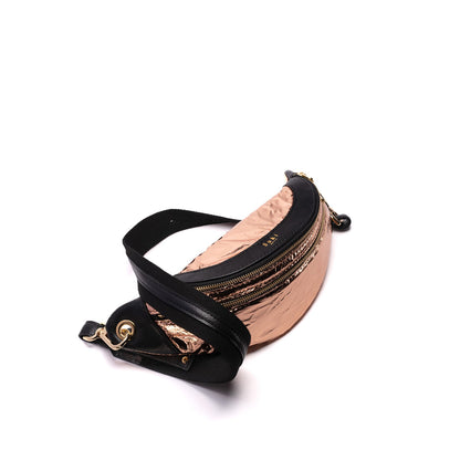 Sac banane cuir rose doré crossbody, fait main à Paris — Vega
