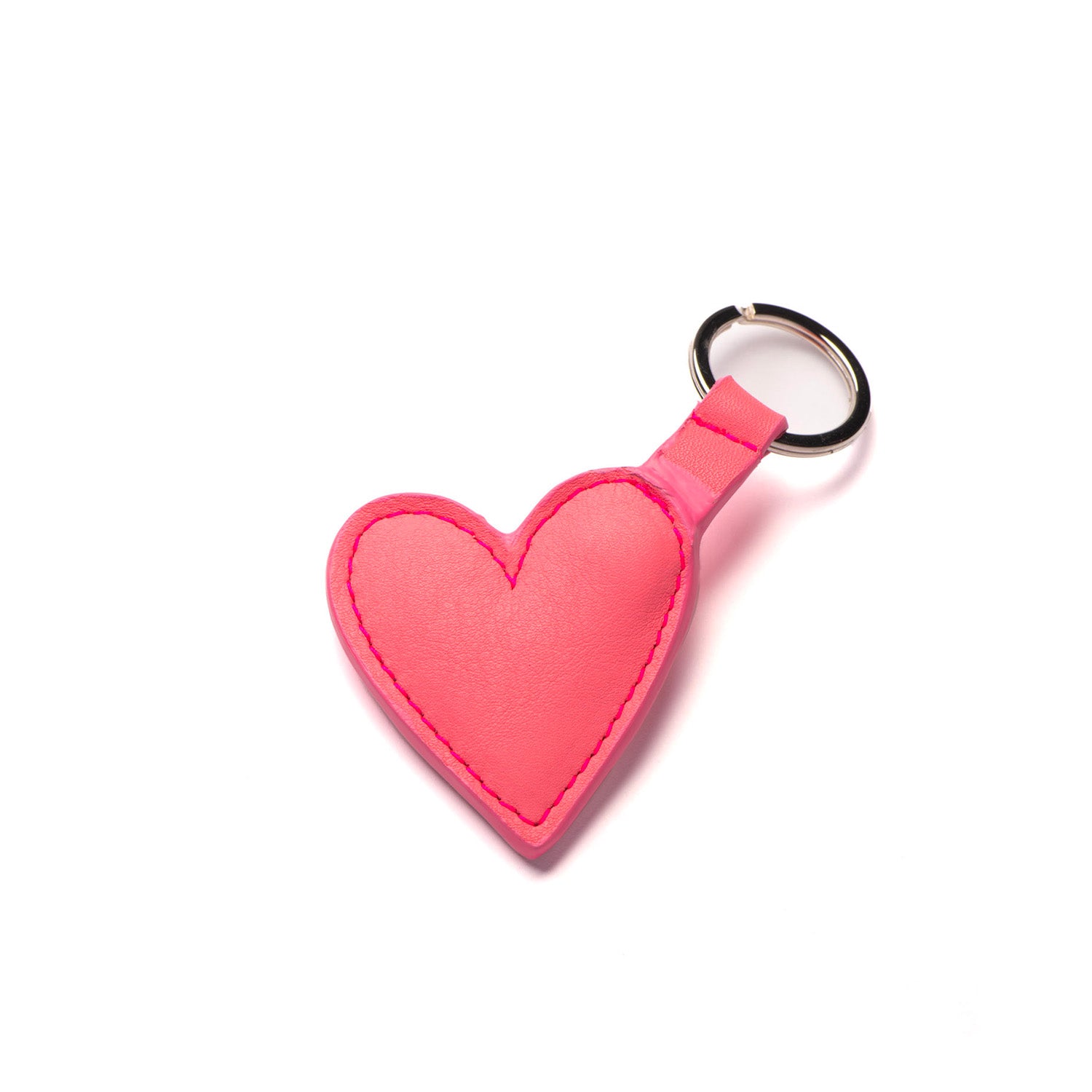 Porte-clé cœur cuir rose, confectionné rue Labie dans le 17e
